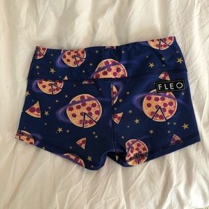 Fleo Shorts
